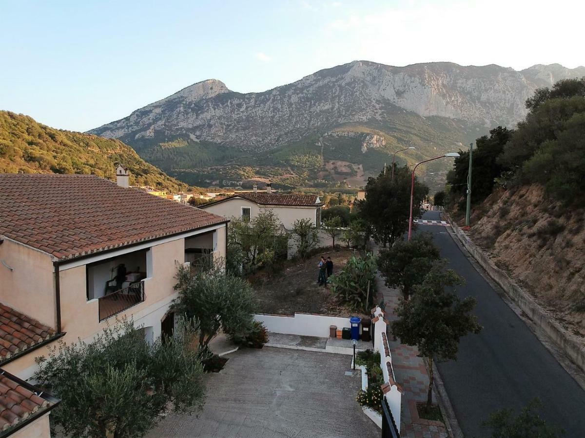 Su Pranu Hotel Onifai Bagian luar foto