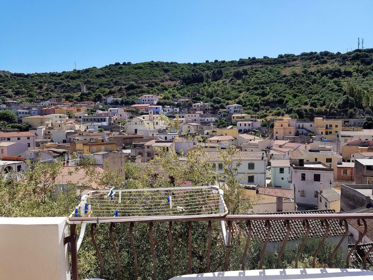 Su Pranu Hotel Onifai Bagian luar foto