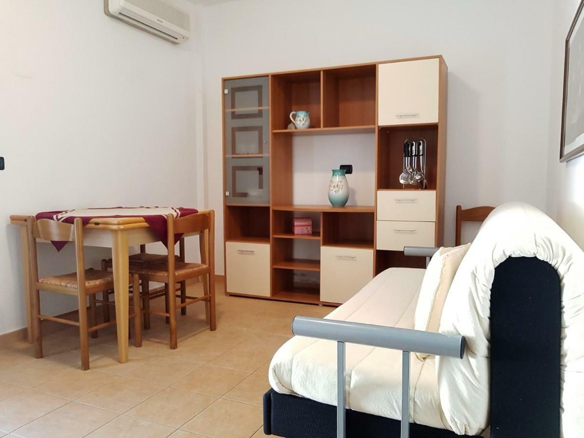 Su Pranu Hotel Onifai Bagian luar foto