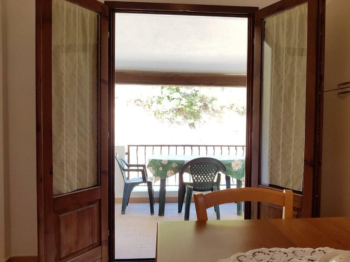 Su Pranu Hotel Onifai Bagian luar foto