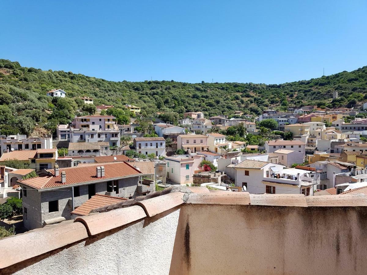 Su Pranu Hotel Onifai Bagian luar foto