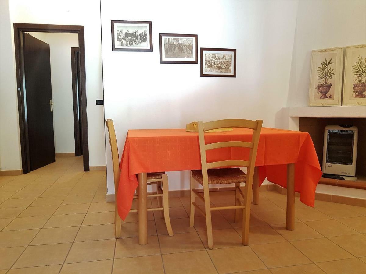 Su Pranu Hotel Onifai Bagian luar foto